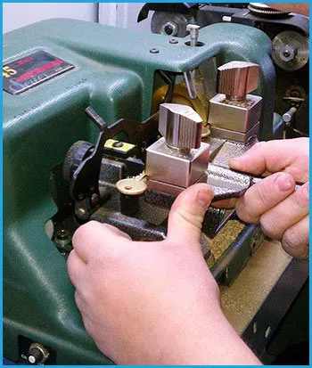 Lock Locksmith Services Halethorpe, MD 410-941-7017 - 18-key-making